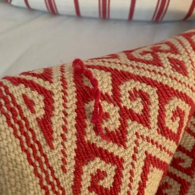Large Collection of Table Linens (L-KW)