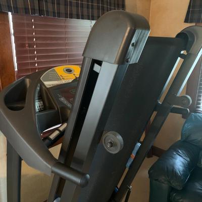Horizon Fitness Treadmill (UB-KW)