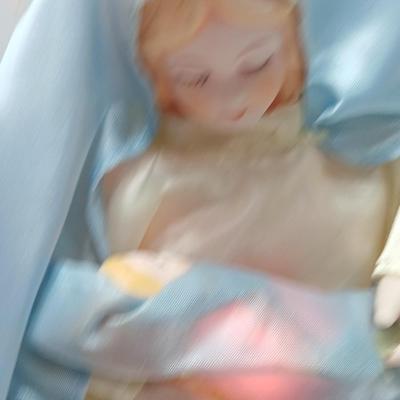 VINTAGE HOUSE OF LLOYD LIGHTED VIRGIN MARY & BABY JESUS TREE TOPPER RARE collectible!