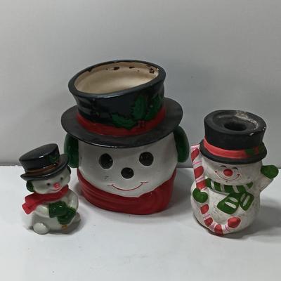 Snow man planter and Frosty figures