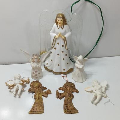 Vintage plastic light up angel with other plastic vintage angels Bradford angel