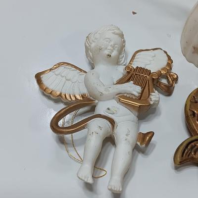 Vintage plastic light up angel with other plastic vintage angels Bradford angel