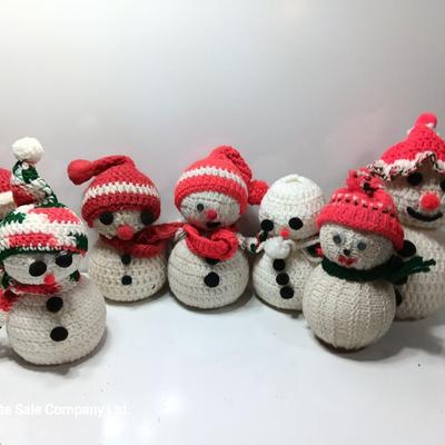 Snow Family like this Snow family! Knitted homemade snowmen in various conditions.