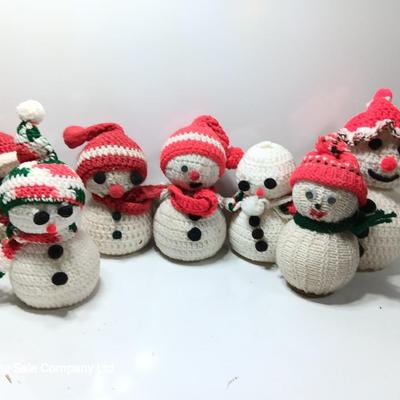 Snow Family like this Snow family! Knitted homemade snowmen in various conditions.
