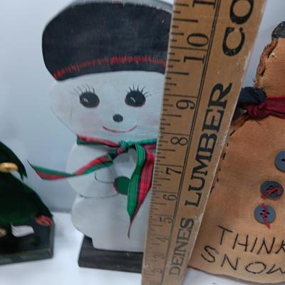 Cloth trees with Button decor, Think snow snowman vintage looking and a wooden snowman