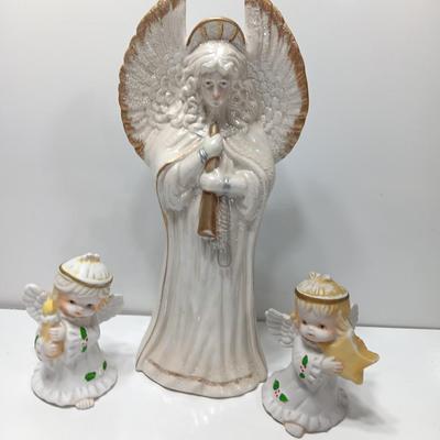 Large angel with glitter wings and two smaller angel figures