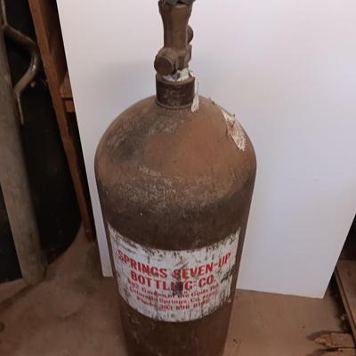 Springs Seven - up Bottling co. Carbon Dioxide bottle