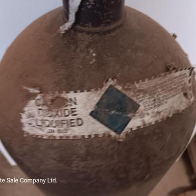 Springs Seven - up Bottling co. Carbon Dioxide bottle