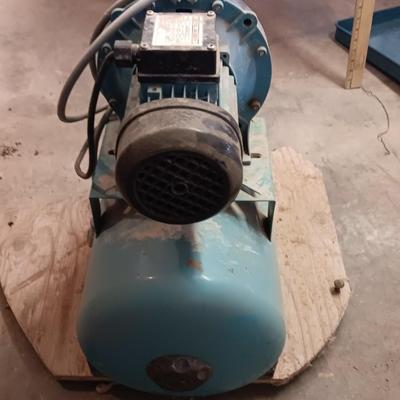Central Machinery 3400 RPM Well pump