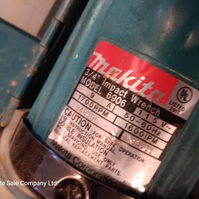 Makita 3/4"  Impact wrench with case Model 6906
