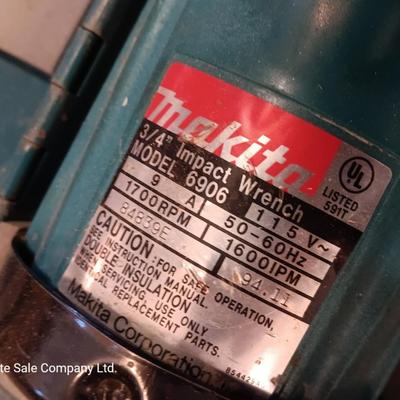 Makita 3/4"  Impact wrench with case Model 6906