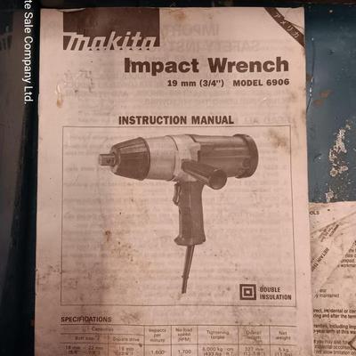 Makita 3/4"  Impact wrench with case Model 6906