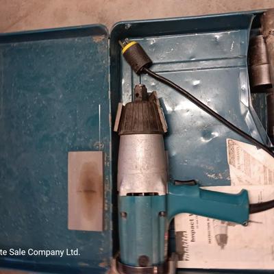 Makita 3/4"  Impact wrench with case Model 6906