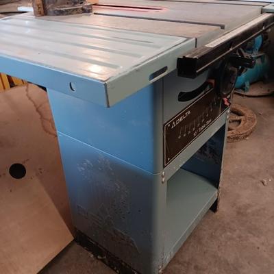 Delta 10" Table saw