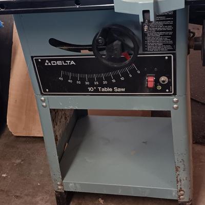 Delta 10" Table saw