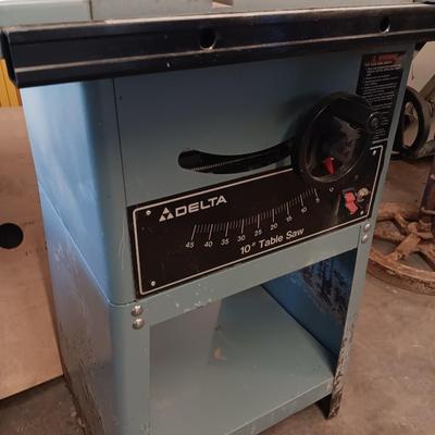 Delta 10" Table saw
