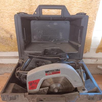 Craftsman 7 1/2 inch Circular saw with case