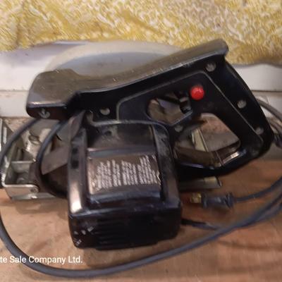 Craftsman 7 1/2 inch Circular saw with case