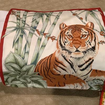356 Set of 5 Jim Thompson Silk Pillow Covers