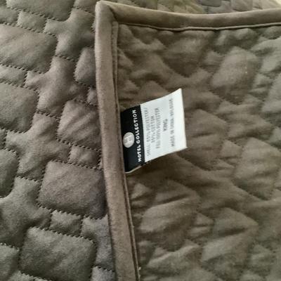 365 Hotel Collection Brown King Bedspread with 2 King Pillow Shams