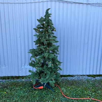 505 4' Pre-Lit Faux Christmas Tree with Stand