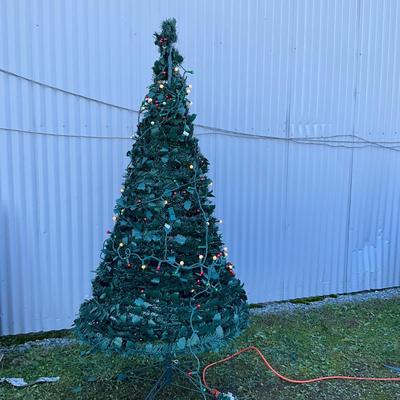 520 Large 6' Collapsible Faux Christmas Tree with Stand