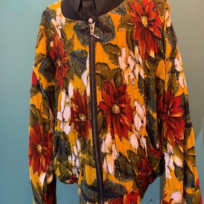 Holiday Glamour: Vintage Beaded Poinsettia Print Jacket with Stylish Gathered Waist - Size M