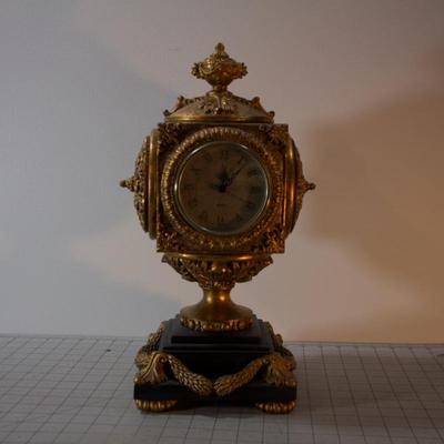 Decorative Resin Clock 