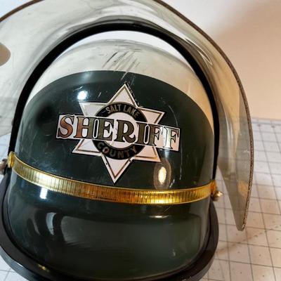 VINTAGE Sheriffs Helmet, COOL!