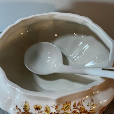 Vintage 1970 Soup Tureen 