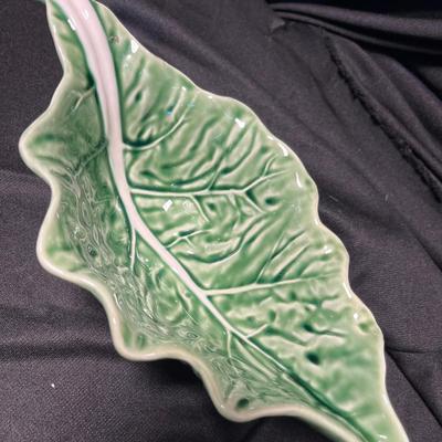 Bordallo Portugal Lettuce/ Cabbage leaf salad plates & bowl