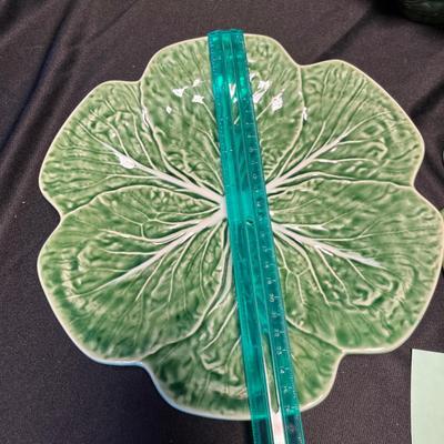 Bordallo Portugal Lettuce/ Cabbage leaf salad plates & bowl