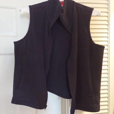 Ladies Size Large L.L. Bean, Patagonia, Simms Fleece, Flannel and More Outerwear (UB3-BBL)