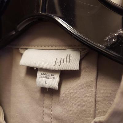 Ladies Size Large L.L. Bean, Patagonia, Simms Fleece, Flannel and More Outerwear (UB3-BBL)