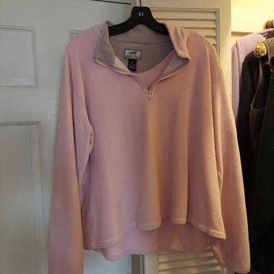 Ladies Size Large L.L. Bean, Patagonia, Simms Fleece, Flannel and More Outerwear (UB3-BBL)