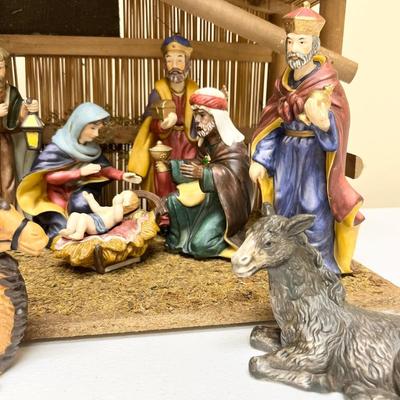 Ten (10) Piece Nativity Scene ~ * Read Details