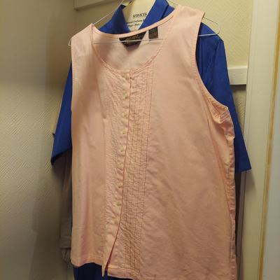 Ladies Medium  to Large Linen and Cotton Tops by J. Jill, Talbots, Ralph Lauren and more (UB3-BBL)