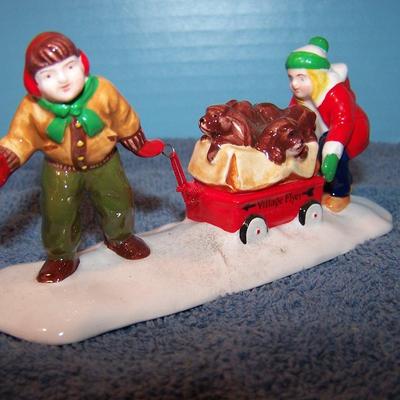 LOT 8  COLLECTABLE DEPT 56 CHRISTMAS FIGURES & FITZ & FLOYD BUNNY