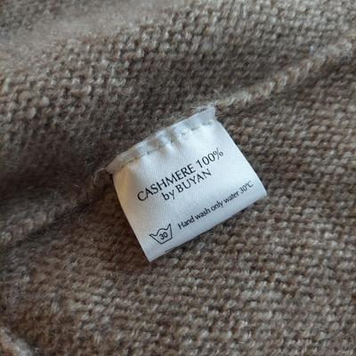 Cashmere Wraps and more (UB3-BBL)