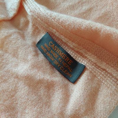 Cashmere Wraps and more (UB3-BBL)