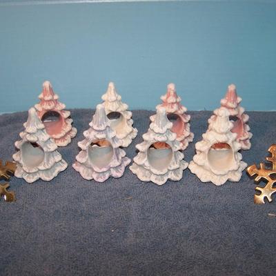 LOT 13 GREAT CONTEMPORARY CHRISTMAS NAPKIN RINGS