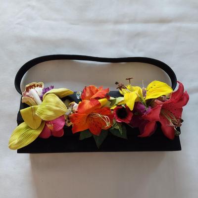 Vintage Purses and Belts (UB3-BBL)