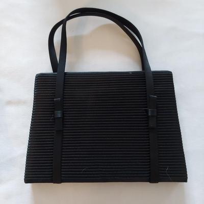 Vintage Purses and Belts (UB3-BBL)