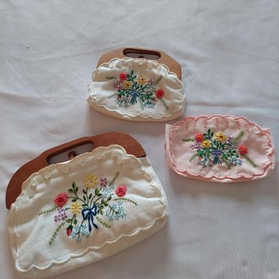 Vintage Purses and Belts (UB3-BBL)