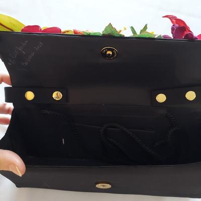 Vintage Purses and Belts (UB3-BBL)