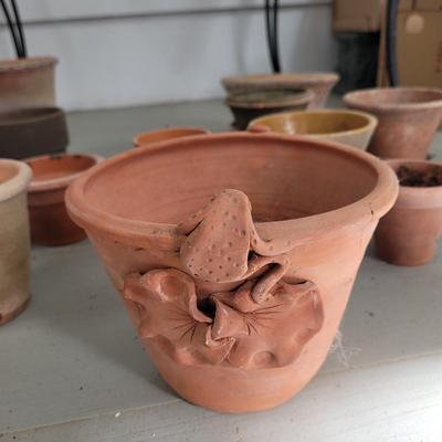 Terra Cotta Planters, incl. Kitty Bright Frog Pot (BP-CE)