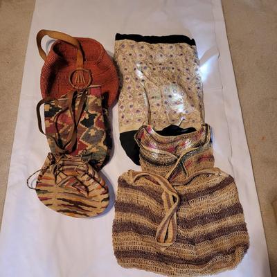Woven Purses and More (UB2-CE)