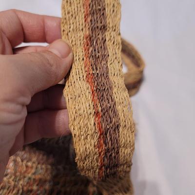 Woven Purses and More (UB2-CE)