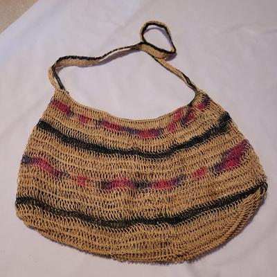 Woven Purses and More (UB2-CE)