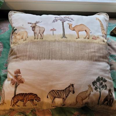 Safari Themed Bedding and Drapes (UB2-CE)